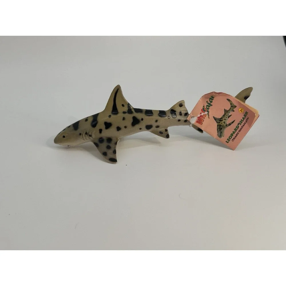 Vintage 1996‎ Safari Ltd Leopard Shark Animal Figure Toy NWT